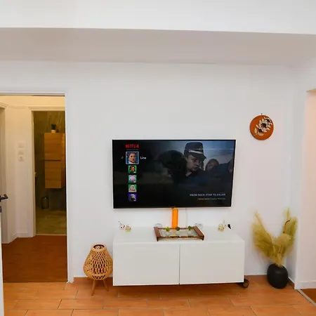 Apartment Thissio Metro Stop 10 Min To The Acropolis Athens